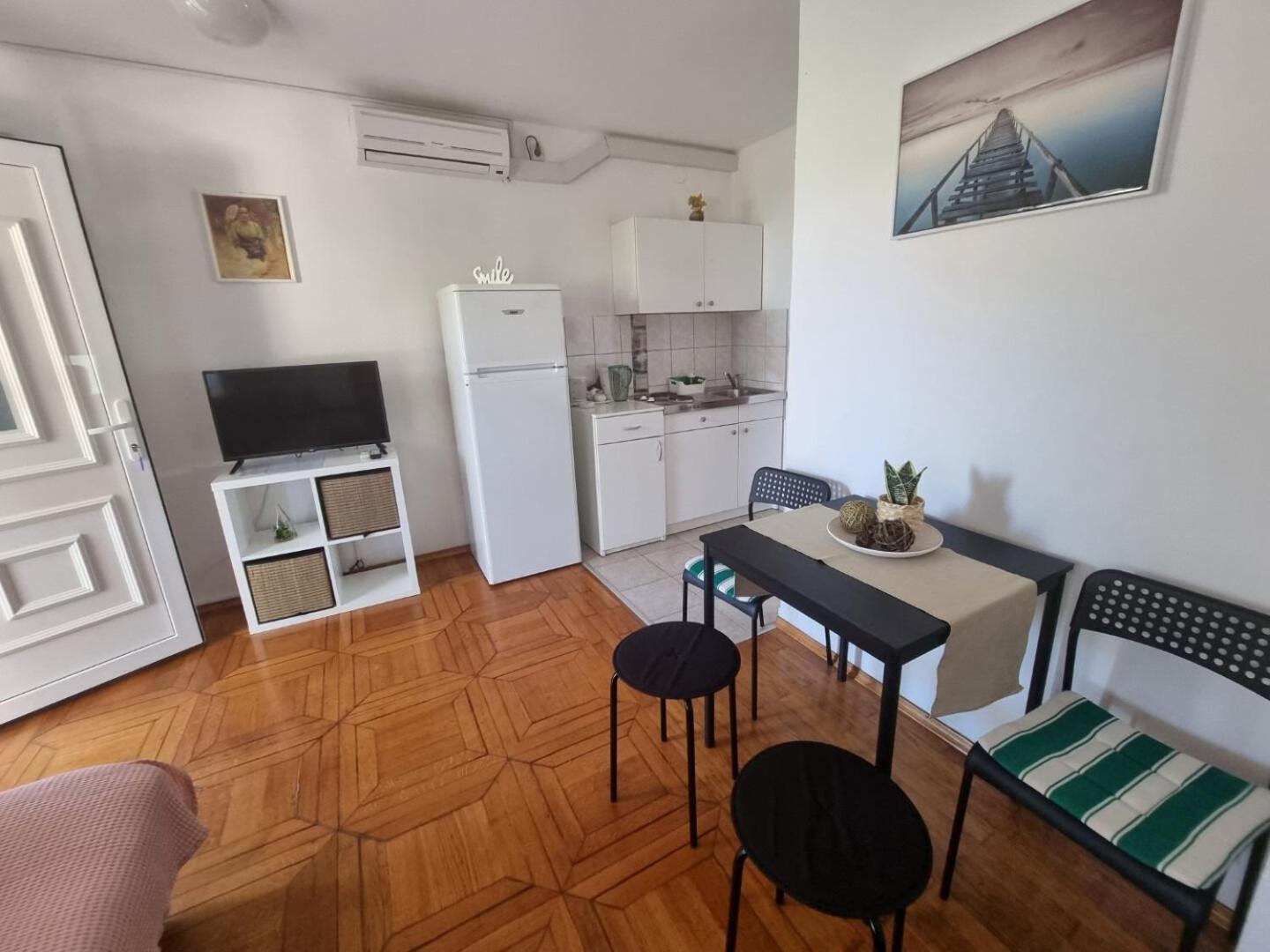 Apartments Rising Sun Vir Dış mekan fotoğraf
