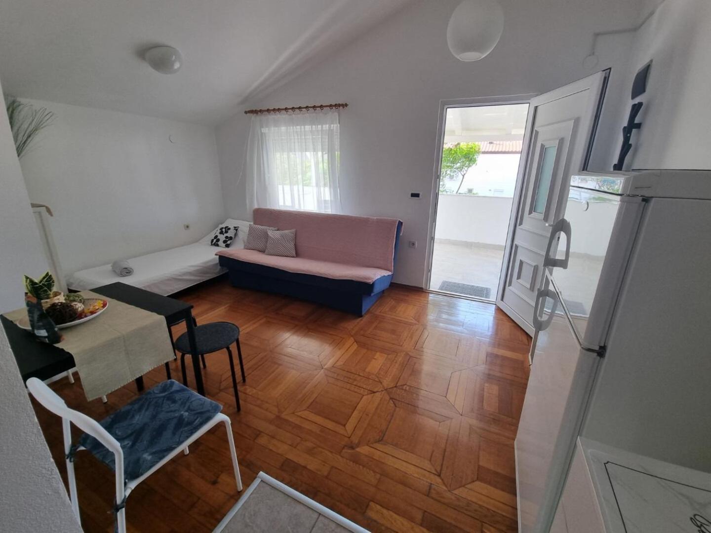Apartments Rising Sun Vir Dış mekan fotoğraf